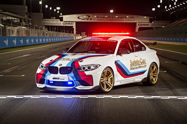 BMW m2 CSL