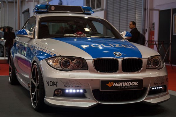 BMW м5 с мигалками