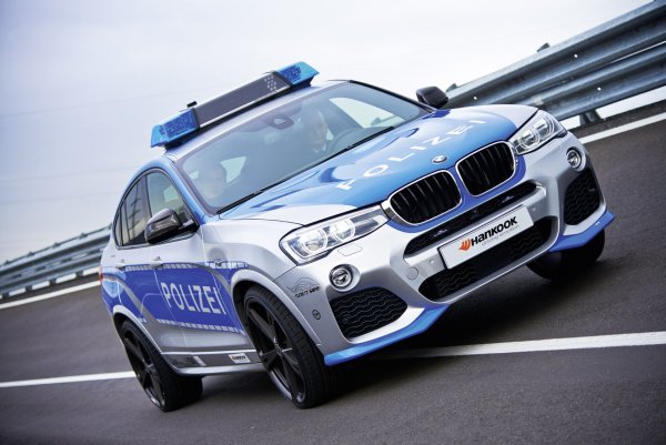 BMW x6m полиция