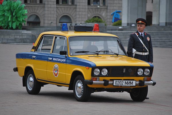 ВАЗ 2106 милиция