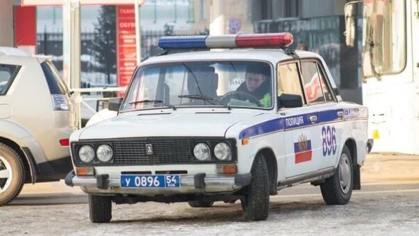 ВАЗ 2106 милиция