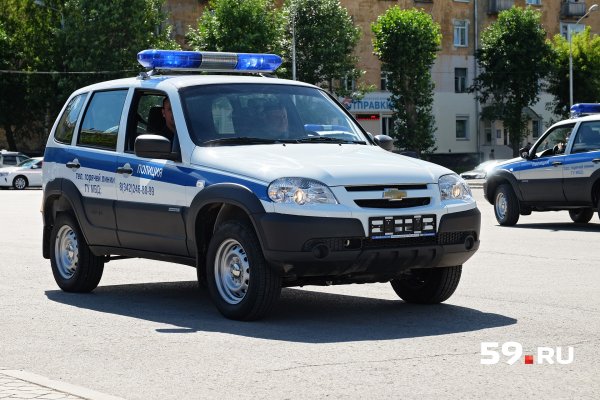 Chevrolet Niva Police