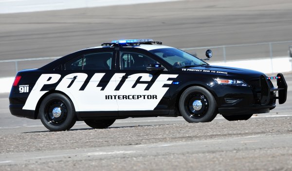 Ford Police Interceptor sedan 2010