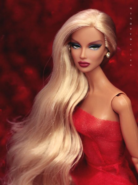 Dania Zarr Fashion Royalty
