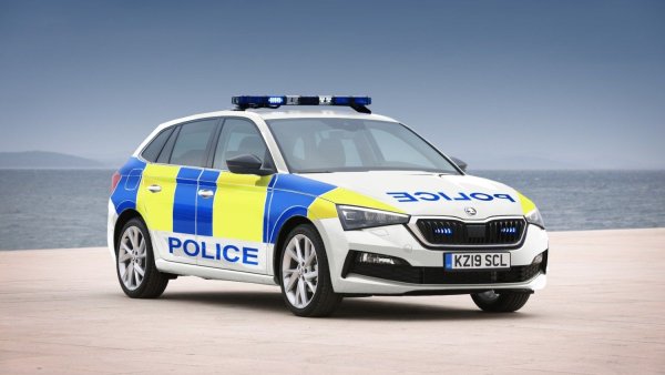Шкода Рапид Police