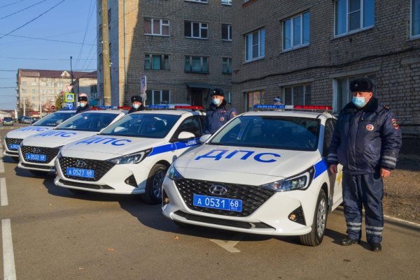 Hyundai Solaris полиция