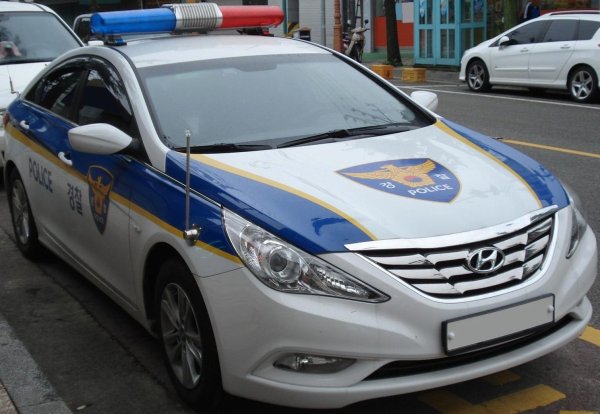 Хендай Соната полиция