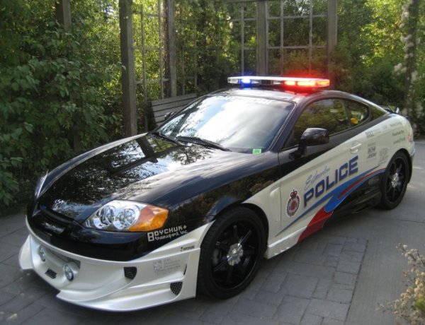 Hyundai Tiburon Police