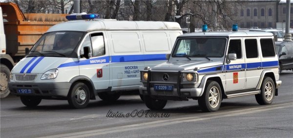 Мерседес-Бенц Гелендваген полиция