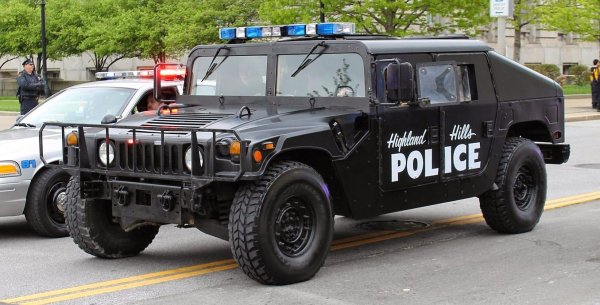 Hummer h1 полиция
