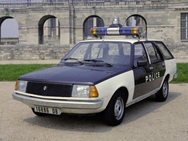 Renault 18 Police
