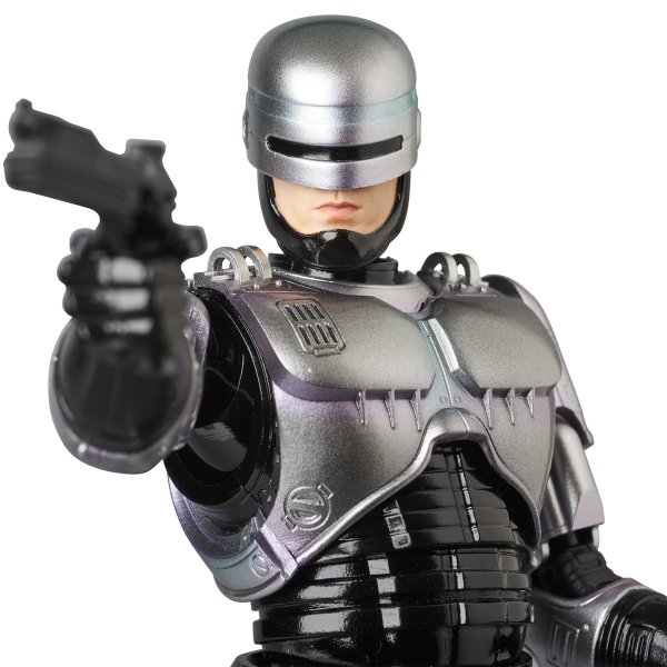 Robocop MAFEX Figure