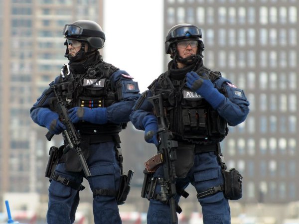 Американский полицейский спецназ SWAT