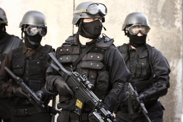 Американский полицейский спецназ SWAT