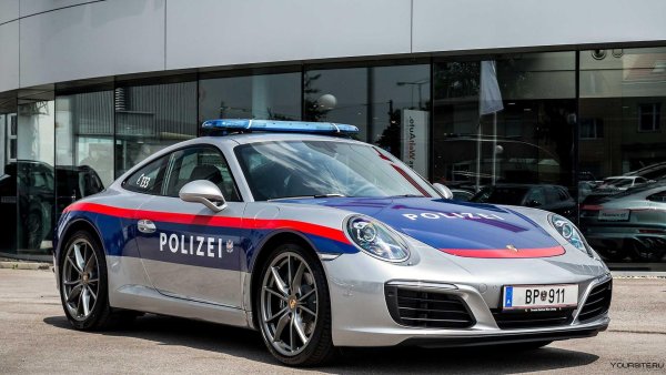 Порше 911 полиция