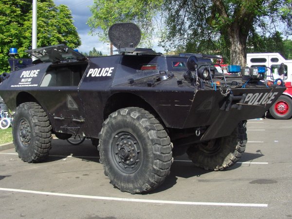 Lav-300 колесный бронетранспортер