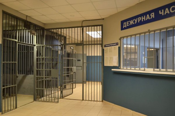 Полицейский участок внутри