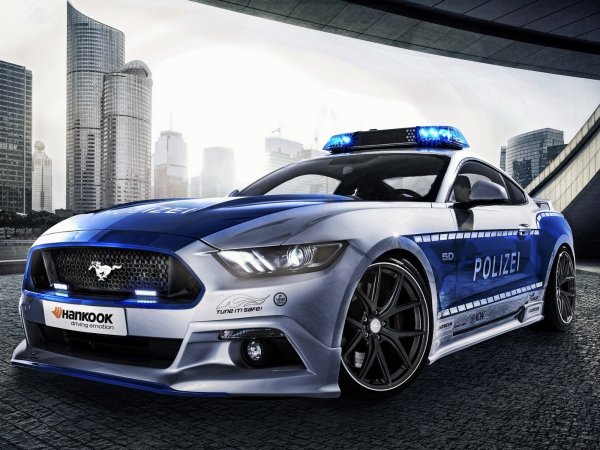 Mustang Shelby полицейский