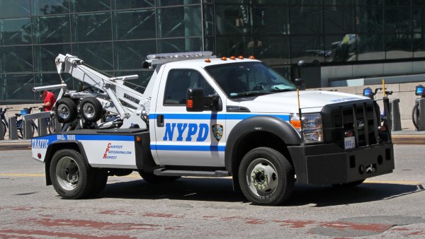 Эвакуатор NYPD Police