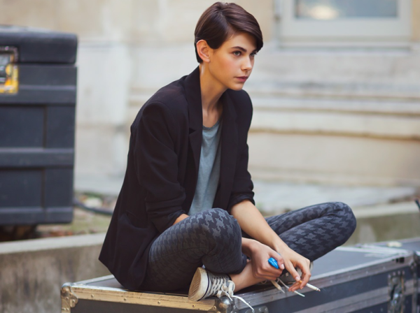 Short hair Tomboy девочка