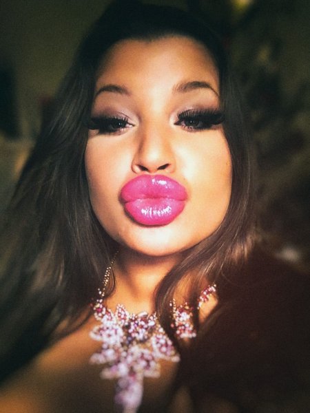 Nadja Diamond Lips