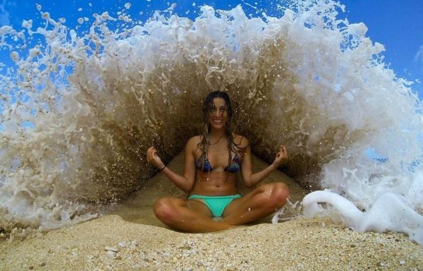Необычные кадры на море