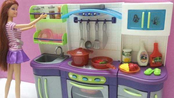 Кухня маленькой модницы