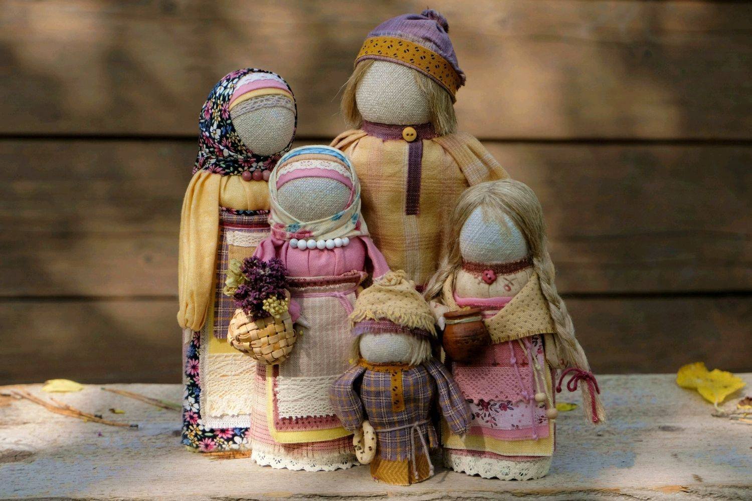 Кукла-мотанка из ткани: значение оберега и техника изготовления своими руками