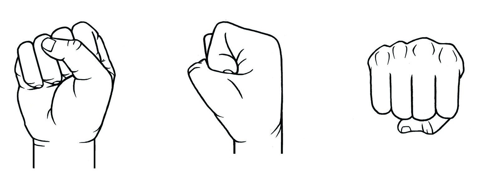 Раскраска Пикачу держит палец вверх распечатать или скачать