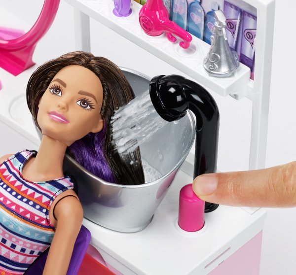 Игровой набор Mattel Barbie "салон красоты"