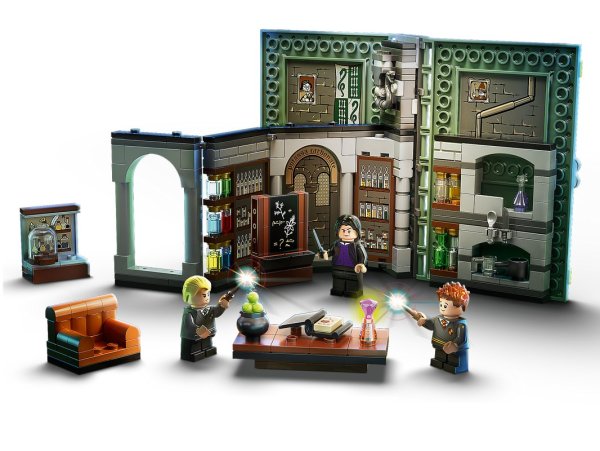 Конструктор LEGO Harry Potter 76383 учёба в Хогвартсе