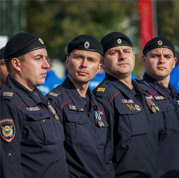 Полицаи России