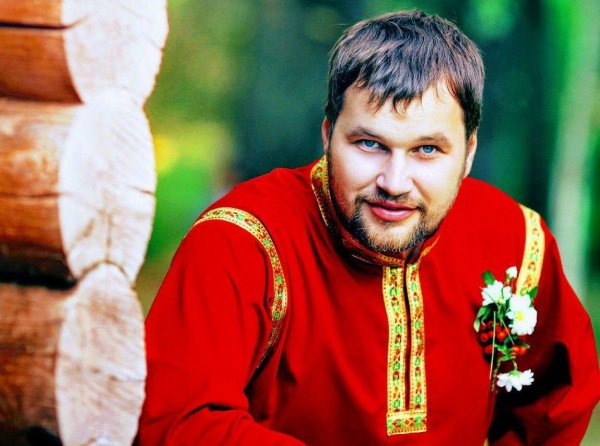 Славянское лицо мужчины