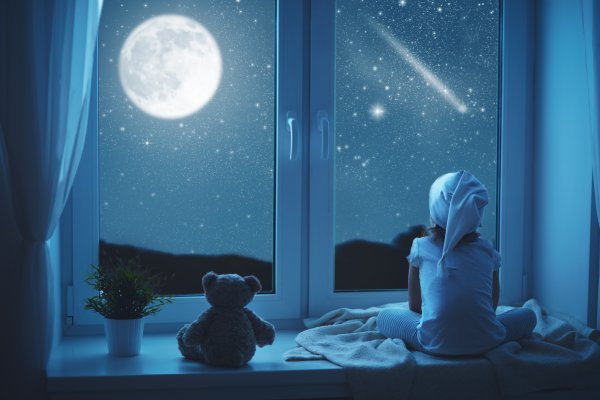 Окно ночью