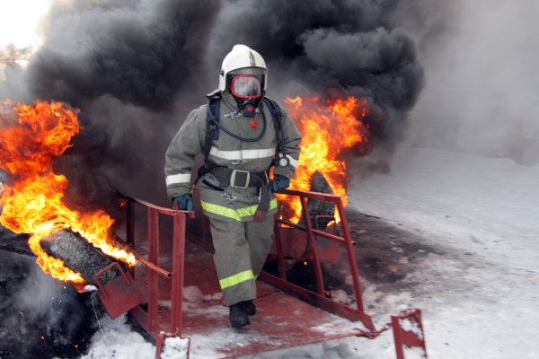Пожар спасатели
