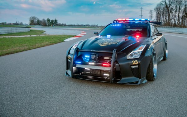 Полицейский Nissan GTR r35