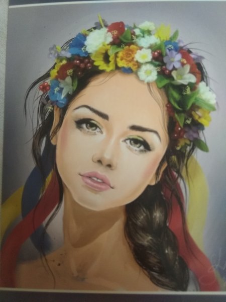 Украинка в венке