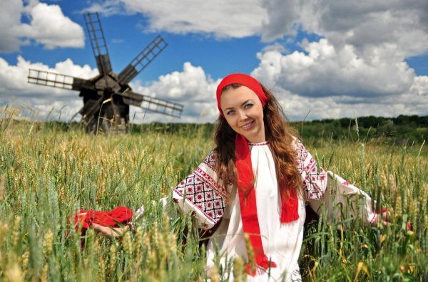 Русская Украинка и белоруска