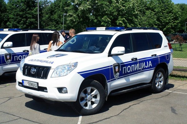 Toyota Land Cruiser Prado Police