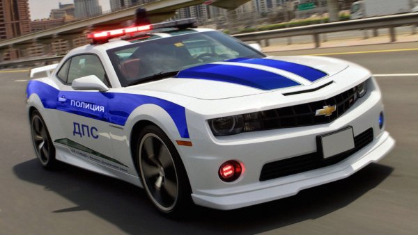 Chevrolet Camaro полиция Дубая