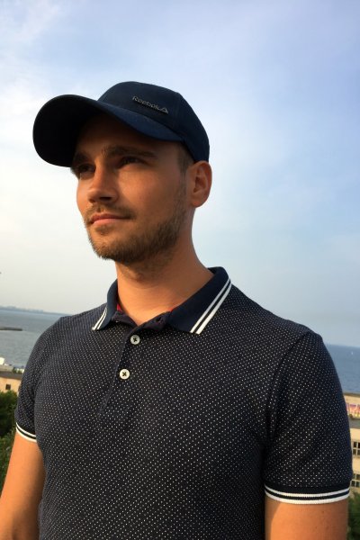 Пасечник Артем Леонидович