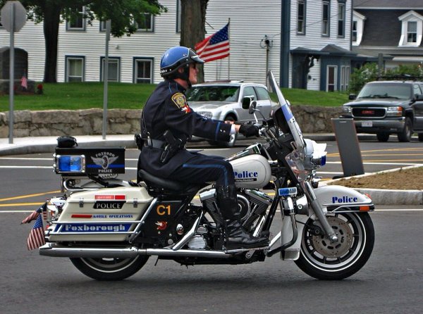 Полицейские мотоциклы Harley Davidson