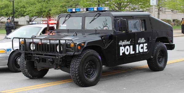 Hummer h1 Police