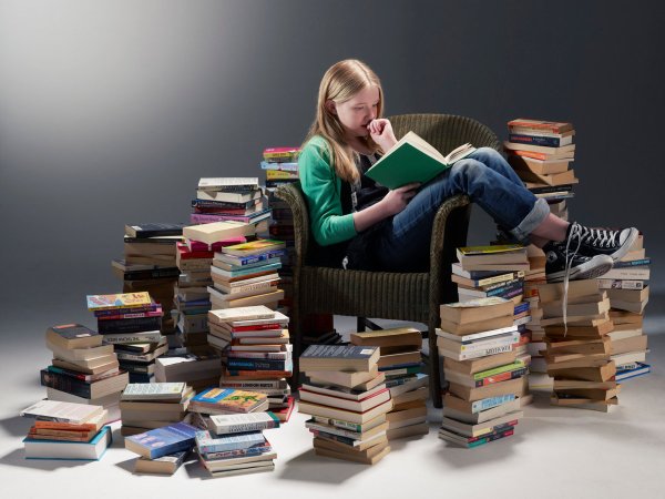 Чтение книг