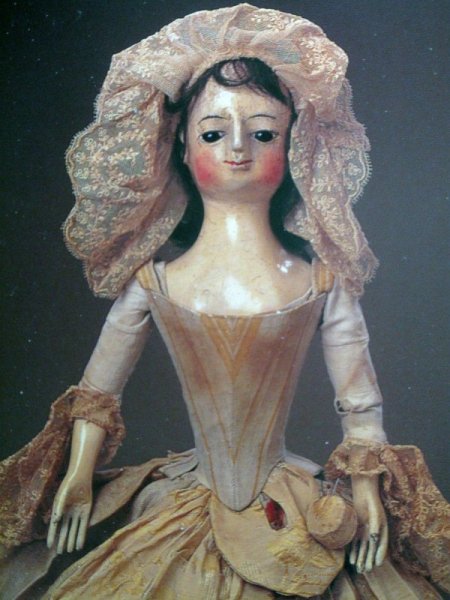 Кукла Королева Анна антикварная