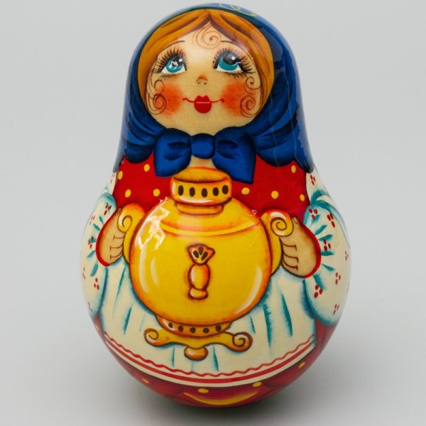 Матрешка Ванька встанька