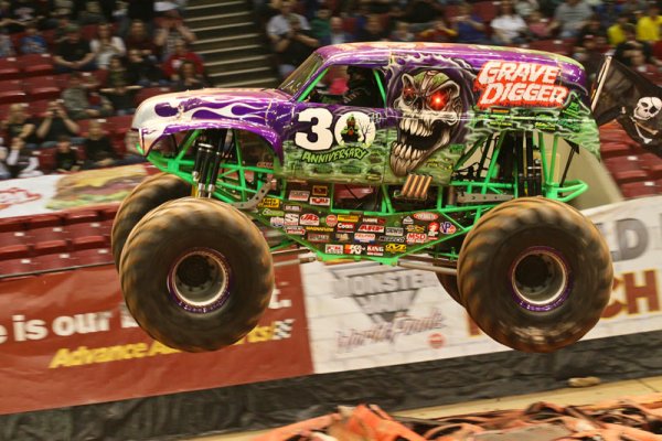 Monster Jam Grave Digger 2005