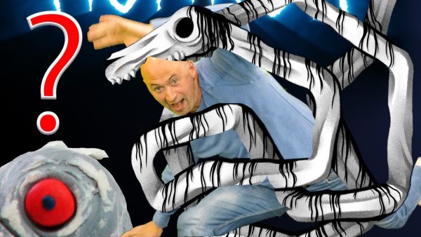 Фонореголовый Тревор Хендерсон