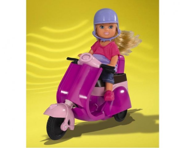Еви на скутере Simba Toys