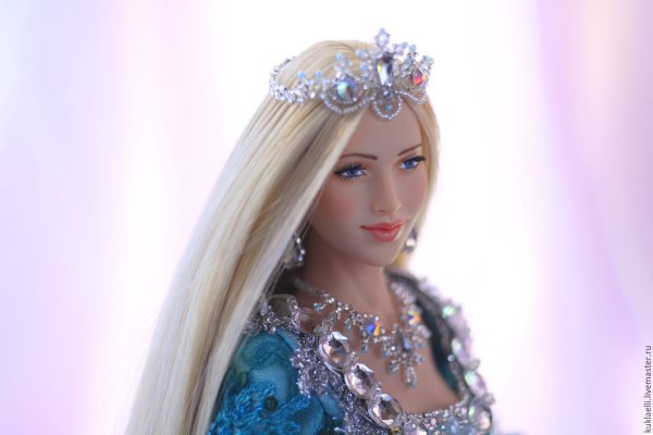 Кукла Barbie «волшебница Глинда»